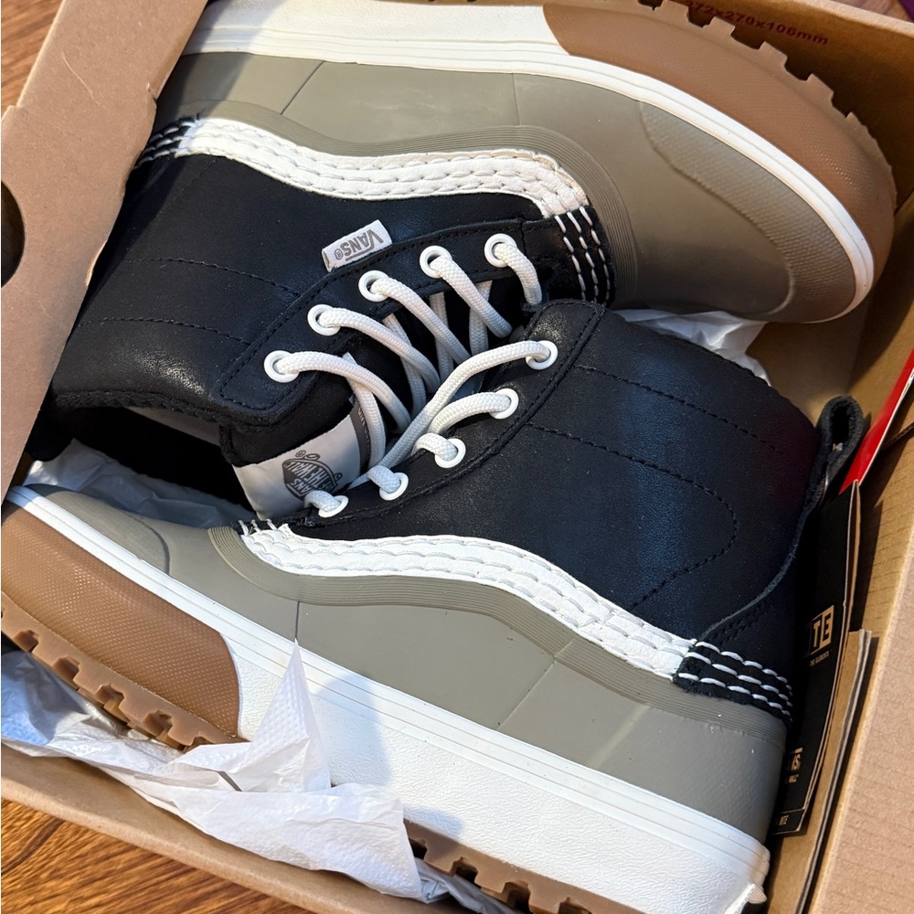 Vans Black and Gray MTE Winter Boots